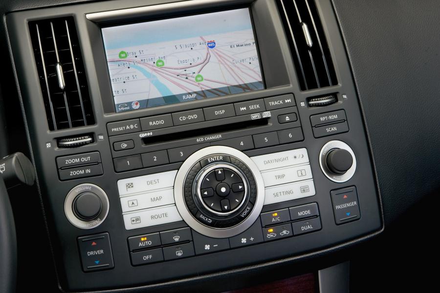  Infiniti FX45 2006 года  (фото 78 из 99)